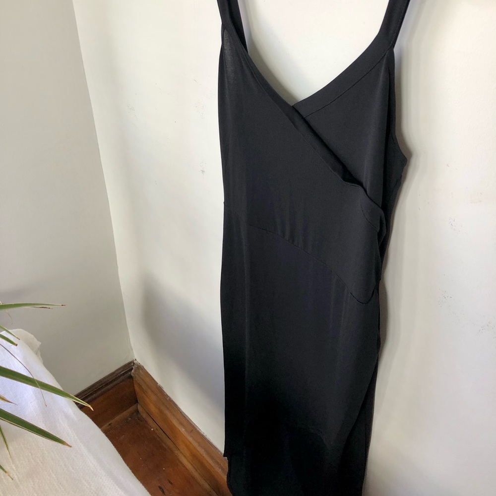 🌿 Venus black spaghetti strap dress